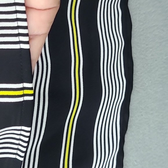 WORTHINGTON Women's Black White Yellow Sleeveless Hi-Low Tunic Top - Size Small - Picture 6 of 13